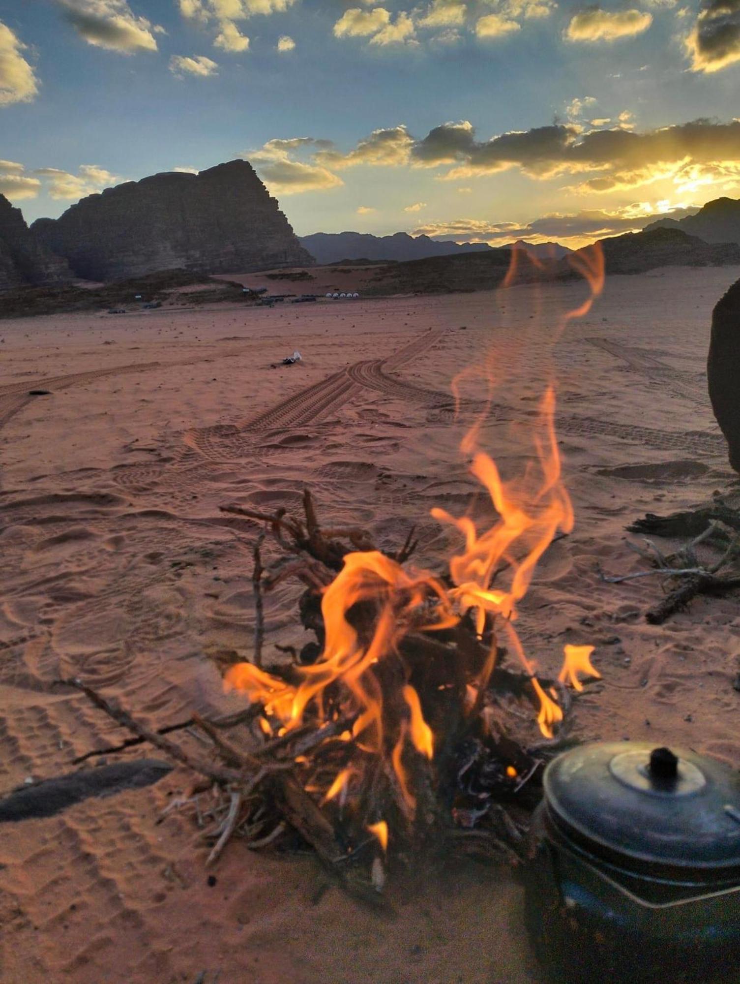 Wadi Rum Albasli Esterno foto